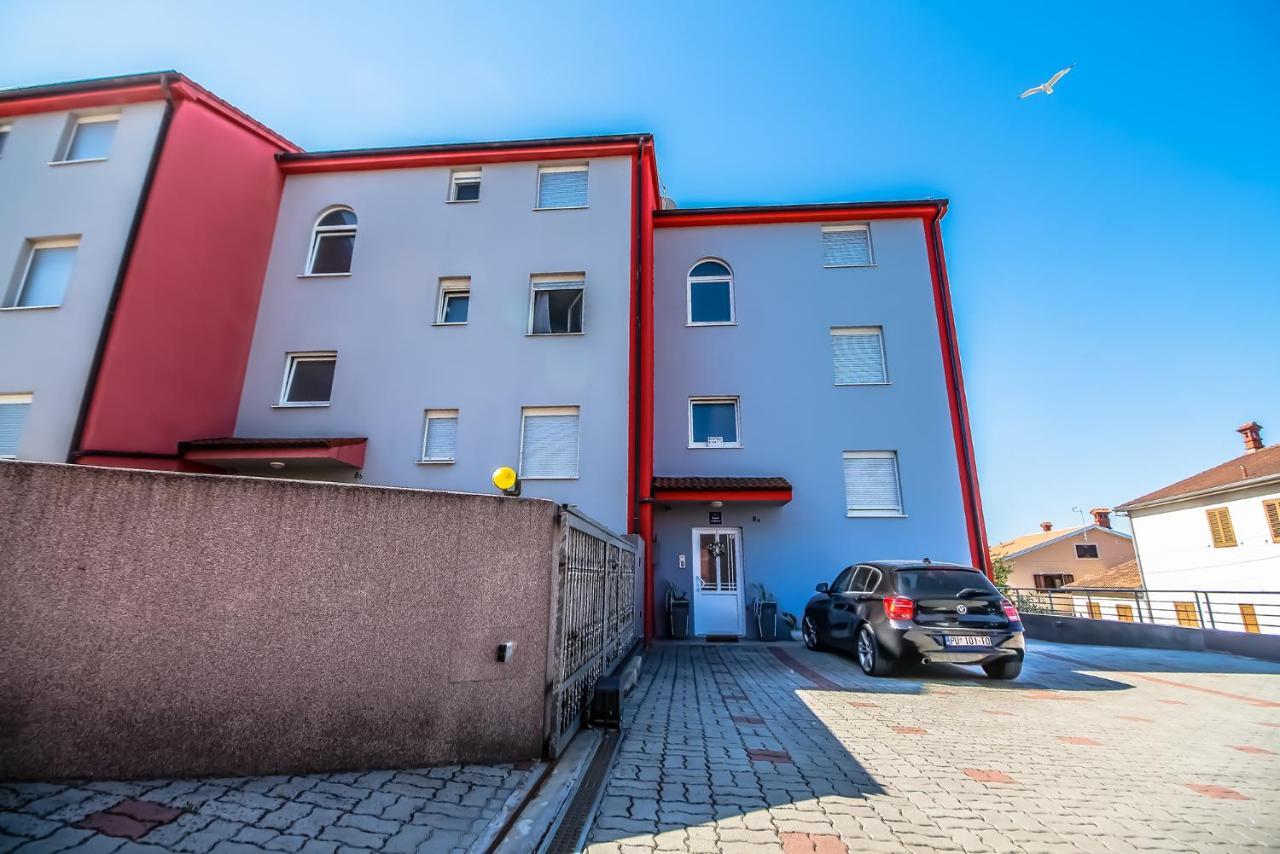 Apartments Saric Pula Exterior foto